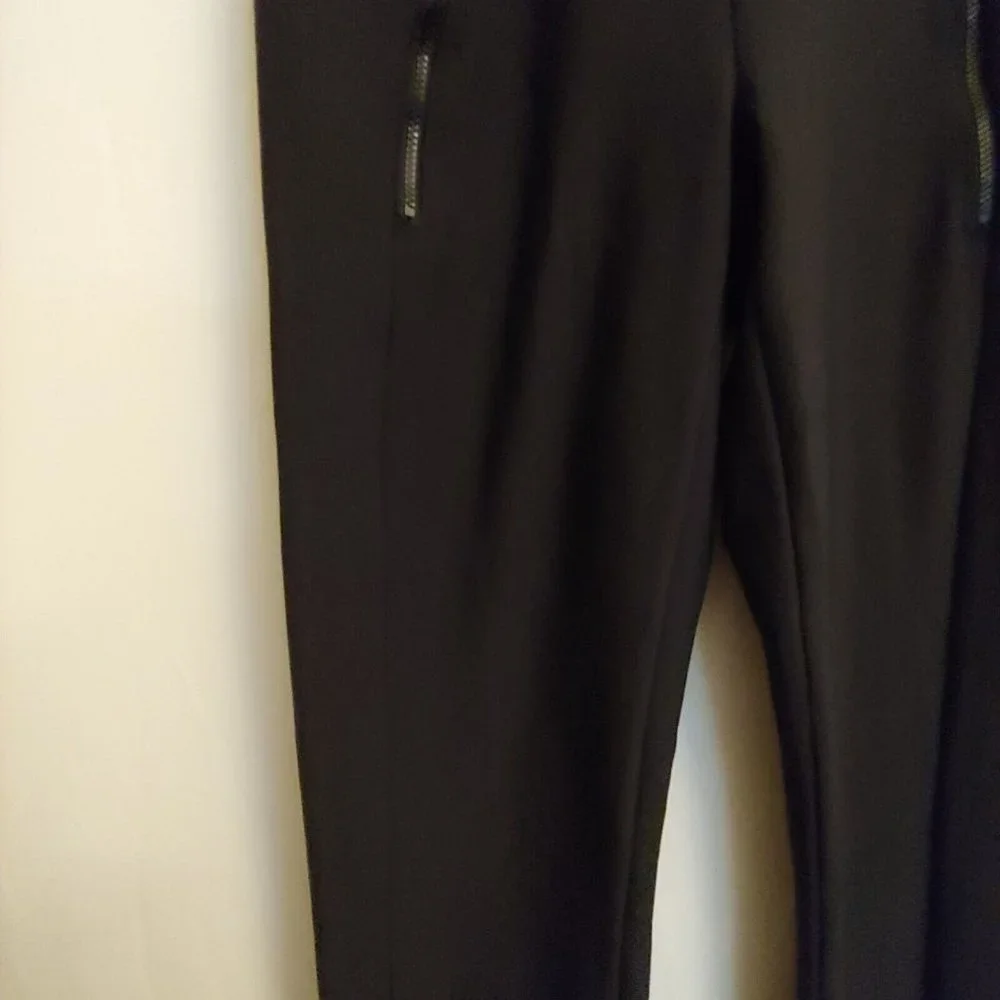 Athleta womens black yoga leggings  with zipper pockets size S - Picture 9 of 15